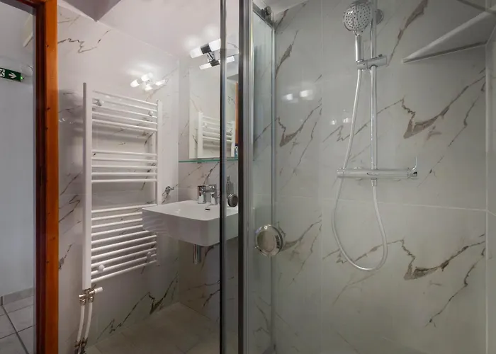 Petrino Guesthouse